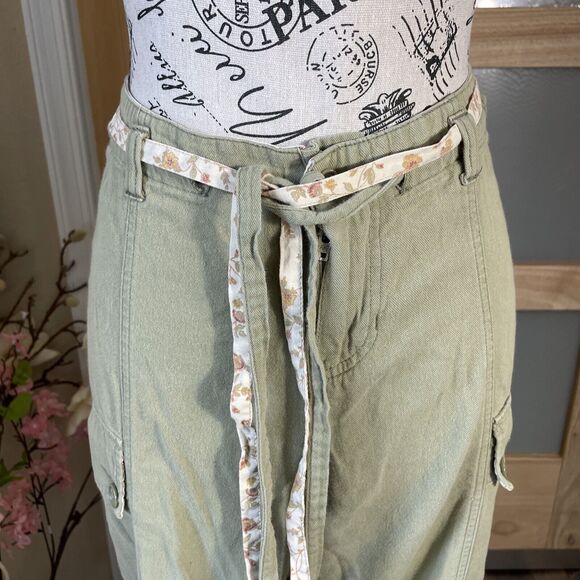 Abercrombie and Fitch Pants Womens Large Green Wide Cargo Leg Coastal Floral - Picture 9 of 15